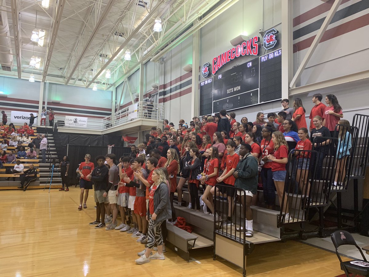 @the_beak_CN crushed 🔥 it tonight cheering on our #CardinalVolleyball Team tonight at the State Championship!