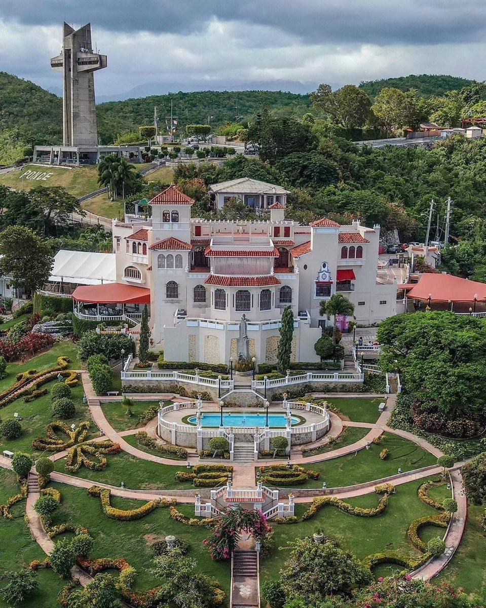 PRHermoso's tweet photo. Castillo Serrallés, #Ponce 🇵🇷
📸: spoteopr https://t.co/Z59EuBNlHd