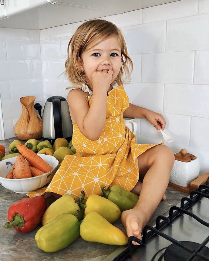 Sophie loves helping make <a href="/RenouncedRoyal/">Kathryn Kane | Parody</a>’s morning sickness potions. Mostly because she just loves nibbling snacks the whole time!