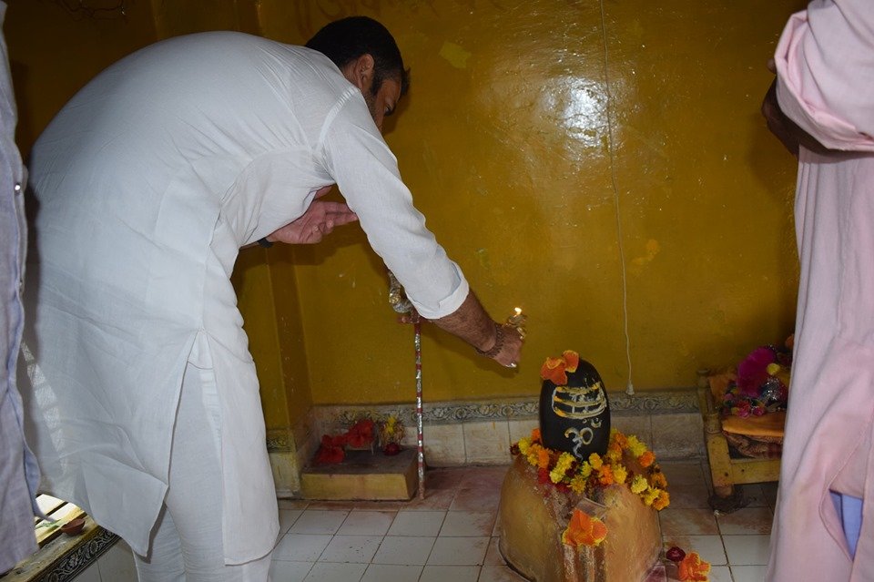 vikrambjpmp's tweet photo. रामपुर बघेलान विधानसभा के ग्राम फरहद में पहुंचकर ग्रामवासियों से मुलाकात की और समस्याओं को जानकर निराकरण किया !!#vikramsingh_vickybhaiya #mla #rampur_baghelan #bjp4mp #bjp4satna #vikramsena https://t.co/LAq6AlpEE9