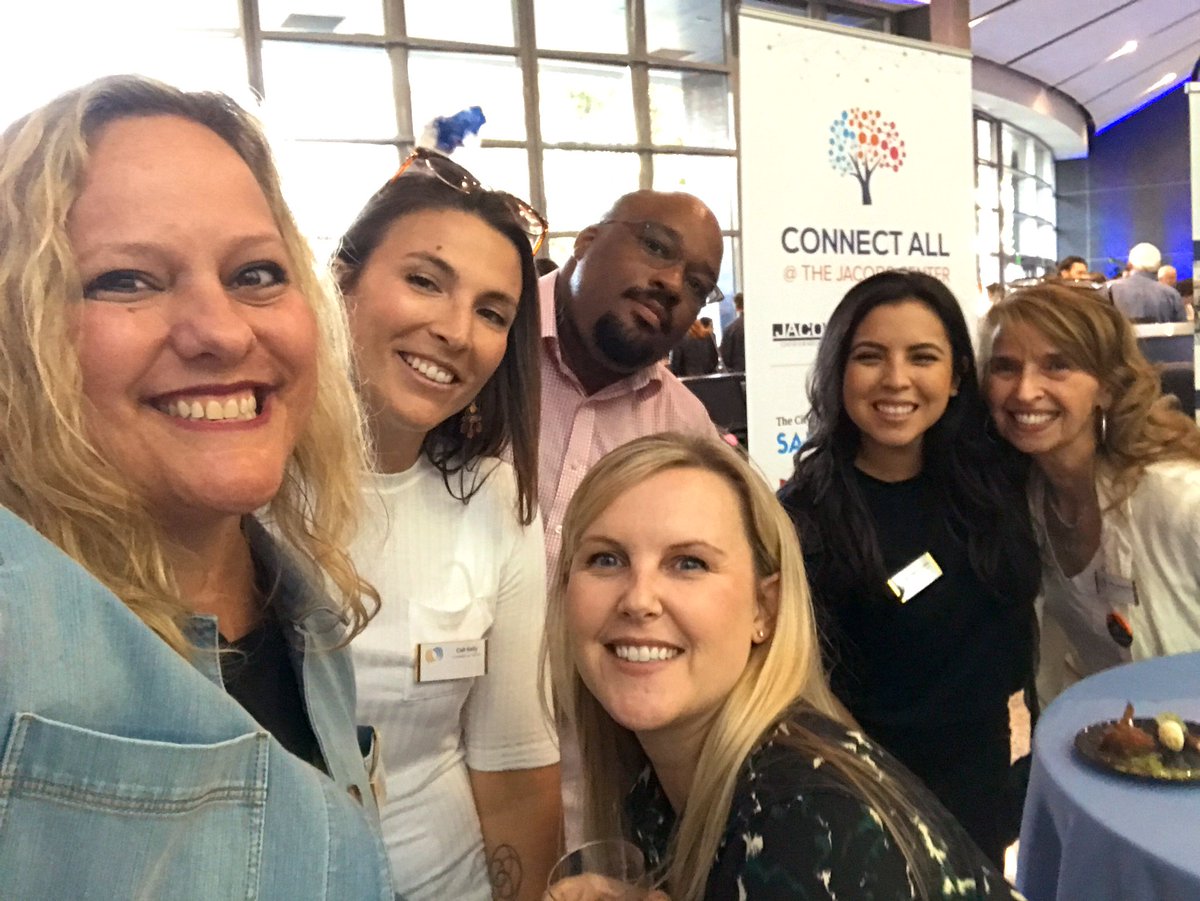 silviamah's tweet photo. My team @CONNECTinSD rocks! Just saying that we can put on a fantastic #startup event like #QuickPitch19 #quickpitchSD https://t.co/nX8yrMTVeU