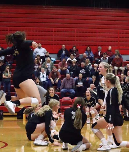 LNRaiderVB's tweet photo. Thank you to everyone who came to Aurora tonight! We appreciate your support, and we're glad you were there to celebrate an exciting win with us! Sub-state here we come! https://t.co/JGFeU4LftY