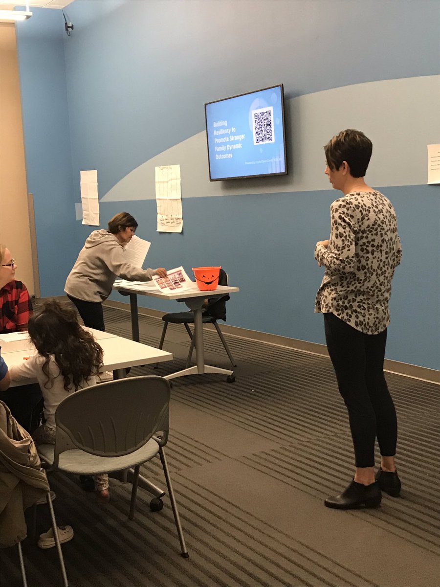 DeniseMccrummen's tweet photo. A great day @ESCRegion11 educating parents on important topics in autism. Way to go @cbdyessc ! @CISDSpProg @Carrollisd https://t.co/Z07BDtd8AR