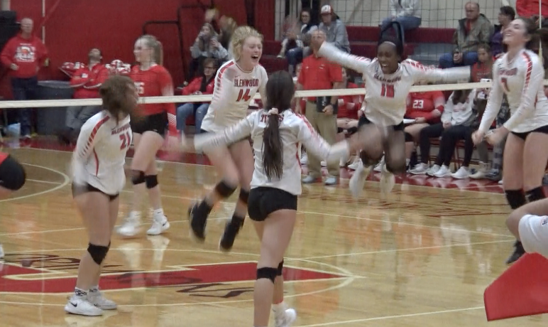 You gotta see what Glenwood volleyball did last night!
The Titans were down 19-11 in the third set and somehow rallied to beat Jacksonville and stay alive in the 3A regional. See the highlights from a big Glenwood victory right here:
channel1450.com/?p=58014