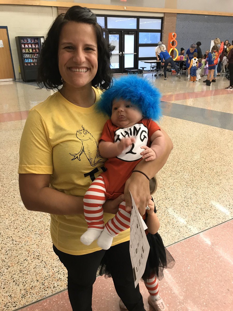 mrshuber87's tweet photo. Way to go @bigbluenhs and Ms. Lucas!! The Huber gang enjoyed the Halloween Carnival and we even found a Thing 1 to Bowman’s Thing 2 costume! @coachhuberhhs https://t.co/ahVBm4538i