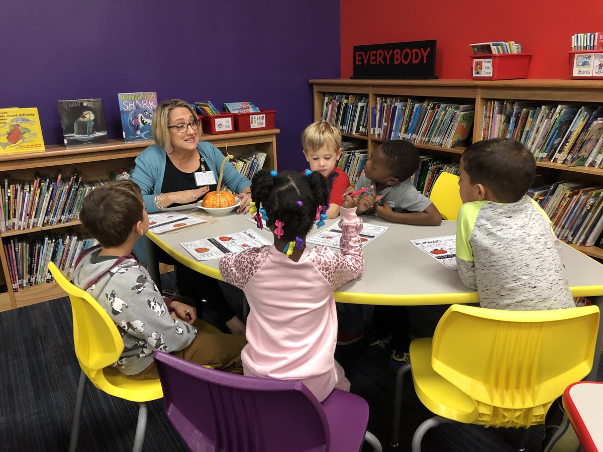 HaggarKinder's tweet photo. Fun station extension activities! @Haggarlc #haggarlearns https://t.co/dVULeFok8P