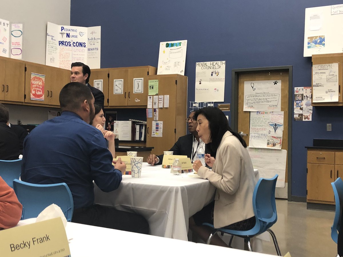 HSHPhealth's tweet photo. HSHP had the privilege of hosting the Gates Foundation today!!!  Students in the specialty areas showcased their skills, modeled how they discover their passion and highlighted the rigorous preparation their teachers deliver in the classrooms!   #hshphealth
#greatstiriesstarthere https://t.co/ZB673r2Abr