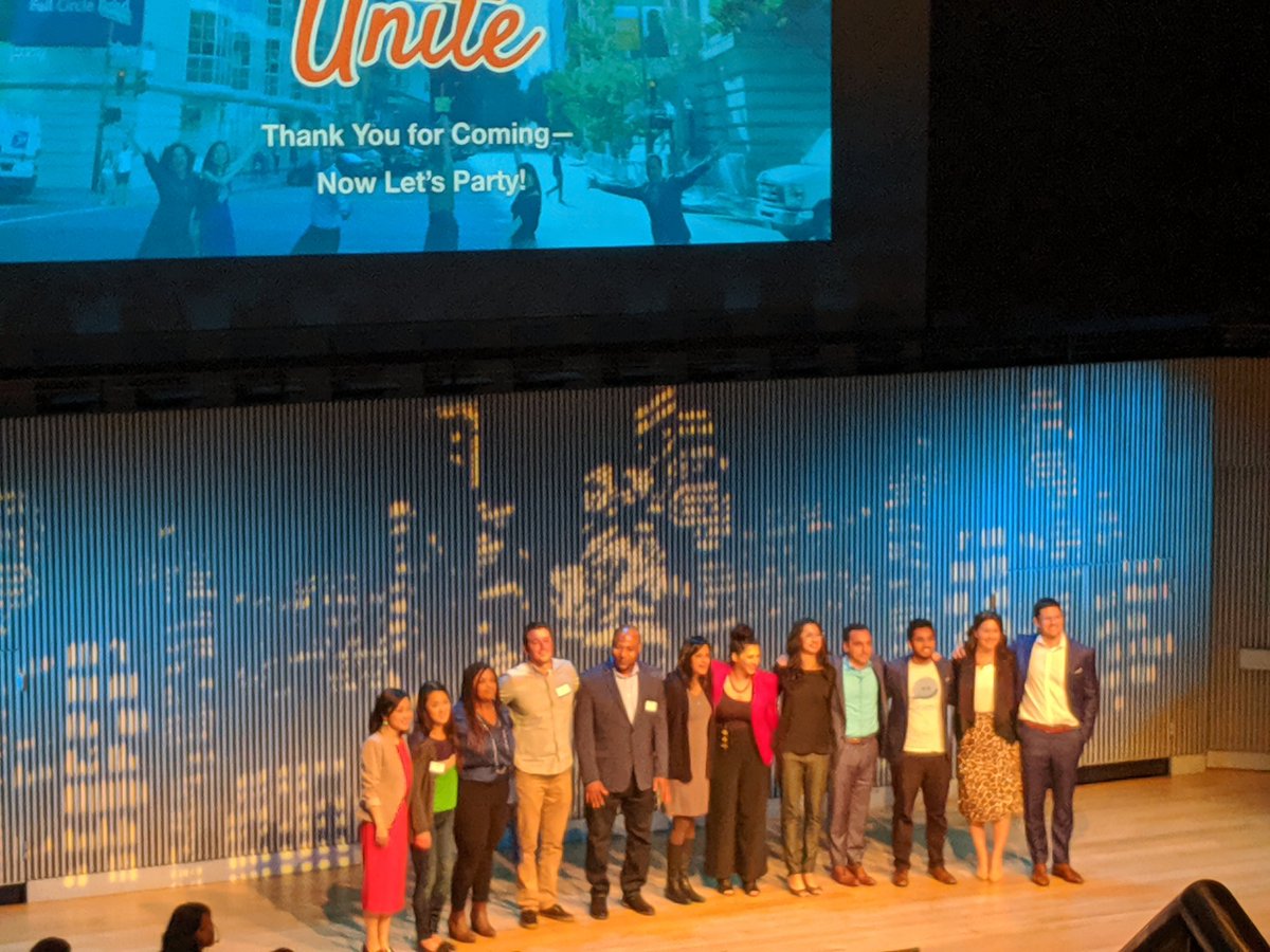 wearerootid's tweet image. Well done to the community of speakers tonight!!! @FullCircleFund #FCFUNITE NOW LET&apos;S PARTAY! @Tarjimly @RenCenter_ @sirum @TalkingPointsEd @okta @CitySurfProject @TraumaPartners