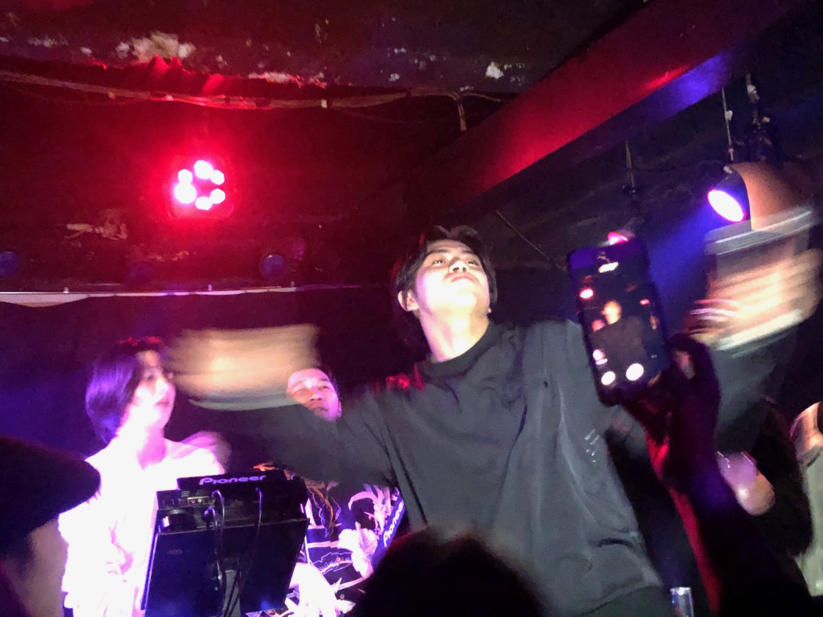 n8k8m's tweet photo. 楽しかったなぁ
⁦@UROisolated⁩ 
⁦@YOSA_TOKYO⁩ 
⁦@TAAR88⁩ 
#attractions_fk
#moderndisco 
#perfectfire🔥
#おばさんの夜遊び https://t.co/e7GZiDSm2P