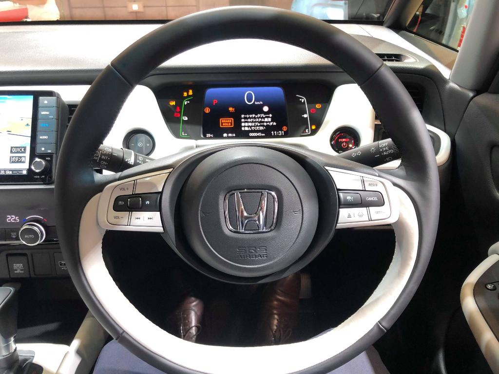 Honda 本田技研工業 株 新型fit のメーター 運転席周りを撮ってきました ぜひ ご覧ください Fubuki Amaenbo 新型フィットのメーターを見せてください ここが見たいhondatms Hondatms Tms19 T Co Fgmhjlqhhn Twitter