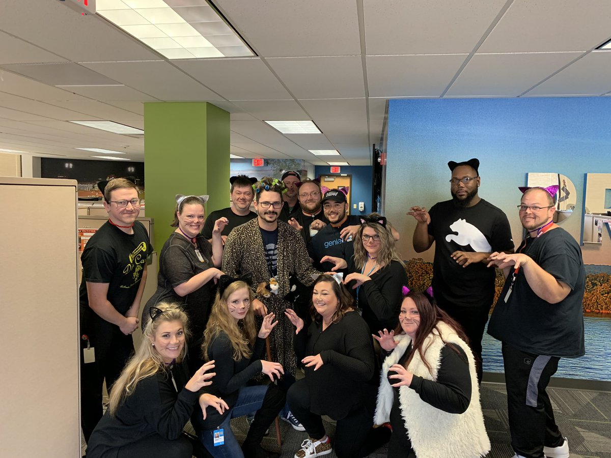 Crazy Cat Lady Coach Matthew King and all his kitty cats 🐱 <a href="/rieger0876/">Sarah Rieger </a> <a href="/Srfish119/">Steve fisher</a> <a href="/4jbar/">Jamie Barton</a> <a href="/KSSchub/">Kathy Schubert</a> <a href="/ADePeder/">Andrew DePeder</a> <a href="/birdzfan2/">Adam Andrews</a> <a href="/matthew_king05/">Matthew king</a> #dsproud #NationalCatDay #attemployee