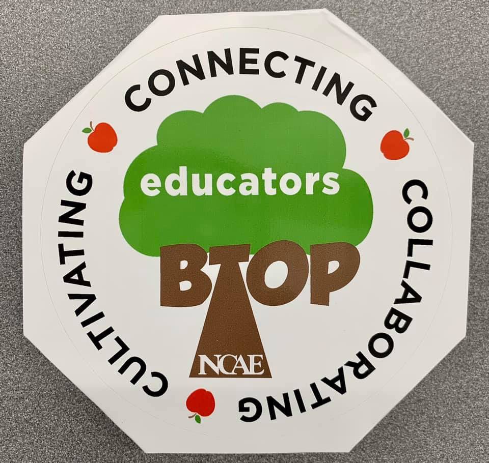 RobesonNCAE's tweet photo. A great time networking with our beginning teachers https://t.co/WdsxbxT3uh