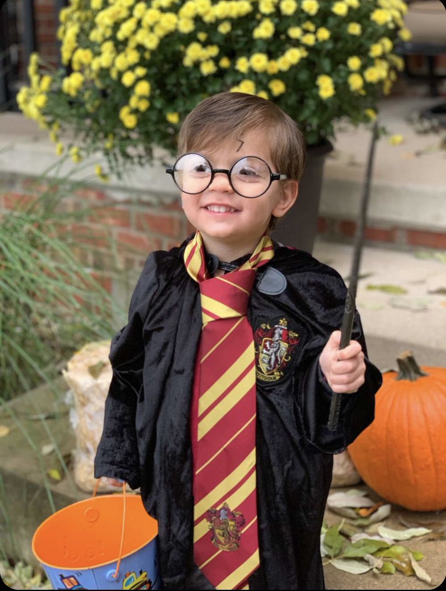 Tiffanyglinski6's tweet photo. Can we all just take a moment and agree that Mason is THE cutest Harry Potter you have EVER seen https://t.co/mjkoIVA4Mk