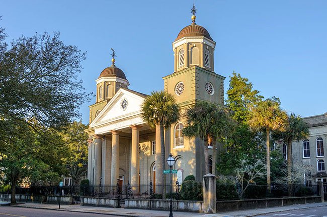 cuthbert_church's tweet photo. Looking forward to the privilege of heading over from the #Kirk at the foot of #Edinburgh #CastleRock to the United States tomorrow to be the visiting preacher at #FirstScots #Presbyterian Church in #Charleston #SouthCarolina as they celebrate Scottish #Heritage Sunday. #PCUSA https://t.co/DBB9397O5i