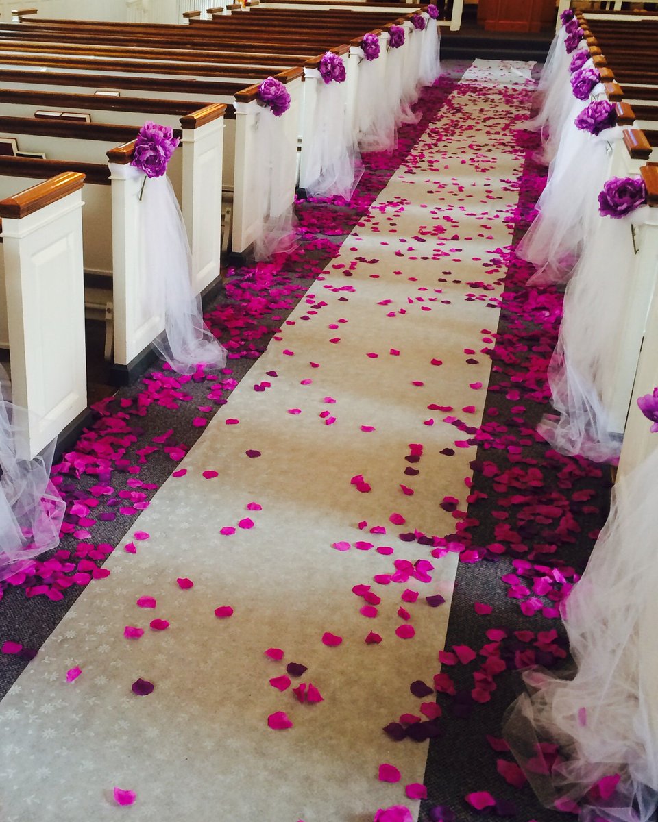 JamesNyale's tweet photo. Worth the wait 💍.For tents,seats,tables,canopies &amp; decor
☎-0722372892/0727422934
#mojayevents#simplybliss https://t.co/2dJ6CN1y4Y