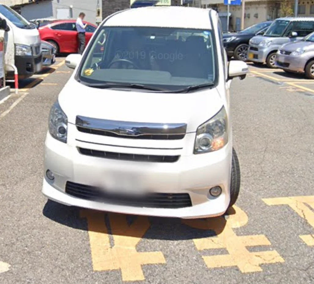 @remiria_cbr 別角度
目撃者いるじゃん
白い車、通報してあげてや 