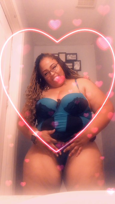 What a waste of a night and sexy lingerie.... I&rsquo;m still fucking horny!!! https://t.co/DADYygfxOy<a href="/tag/tittytuesday"class="tags"><span>#tittytuesday</span></a>