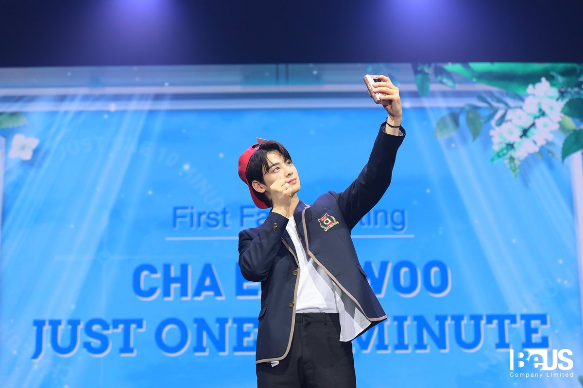 BeUSProduction's tweet photo. ภาพบรรยากาศงาน CHA EUN-WOO 1st FANMEETING TOUR [JUST ONE 10 MINUTE] IN BANGKOK] ค่ะ
#ChaEunWooinBKK https://t.co/U3rEXA1lNz