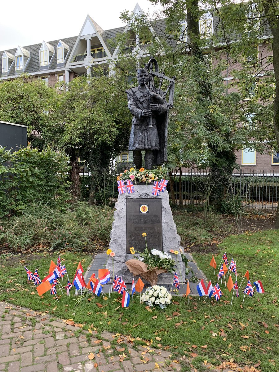 pietvanbeurden's tweet photo. Trots op onze bijdrage aan #75jaarvrijheid #peaceandjam https://t.co/Ra2DjyJinw