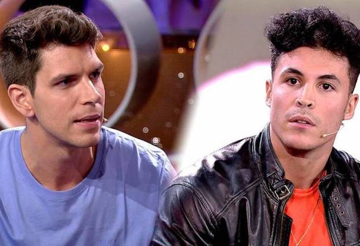 don_Diario's tweet image. 🎥 Así fue el BRUTAL CARA A CARA en el plató de GH VIP entre Diego Matamoros y Kiko Jiménez... ¡¡Se dijeron de todo menos 'bonitos'!! 😳😳

bit.ly/2JzldhY

#SomosLaAudiencia30O #GHVIP30O #GHVIPLimite7