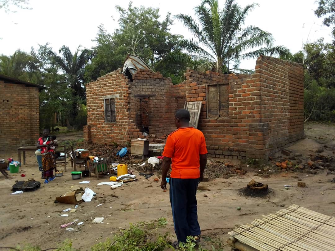 NeneNkulu's tweet image. Toute ma compassion à la population sinistrée de Malemba NKULU (Haut-LOMAMI) après le passage des pluies torrentielles.543 maisons touchées et 236 îlots (menages qui vivent sur l'eau).18 personnes blessées. Le bilan est lourd. Nous allons nous impliquer pour une assistance.