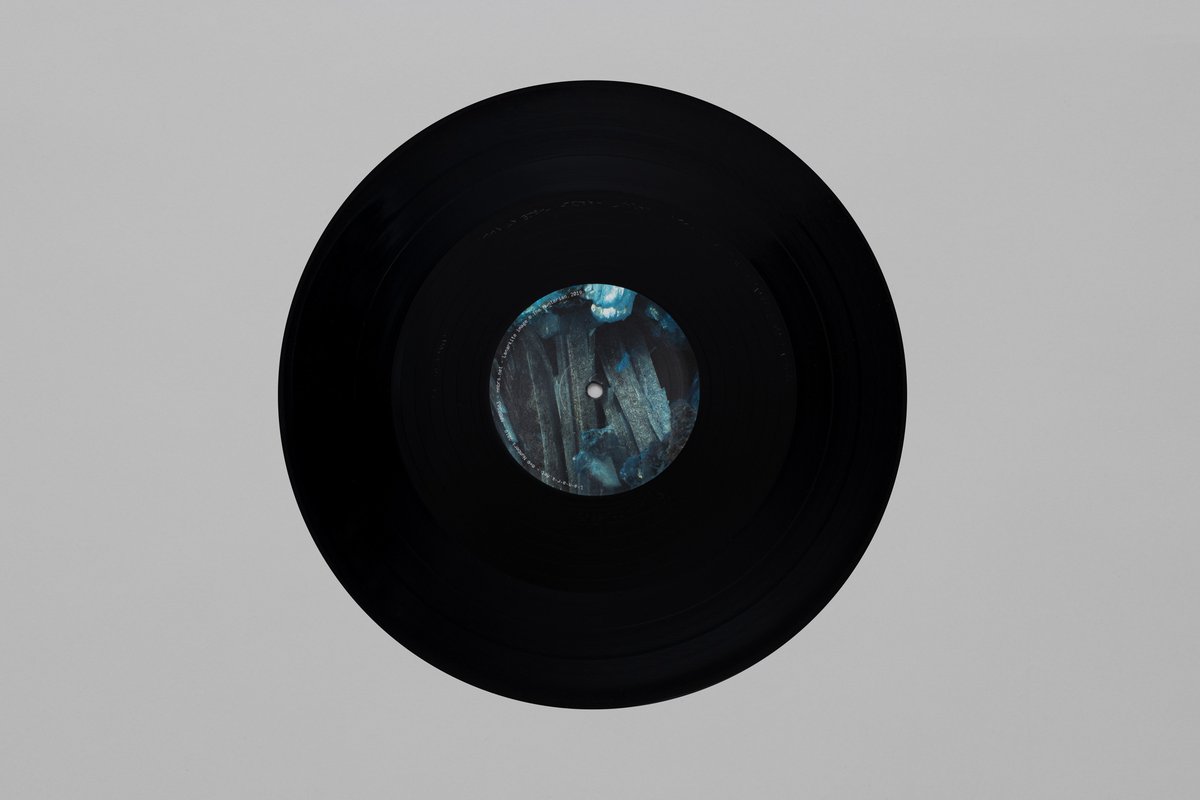 Our EP of the Week is... @l_a_n_a_r_k - Corra Linn @numbers bleep.com/release/144028… ‘Corra Linn’ is a particularly heady brew - the manner in which the tune zips between skittering breakbeats and bouncy synth tones sounds like some secretive Lee Gamble-Sophie collaboration