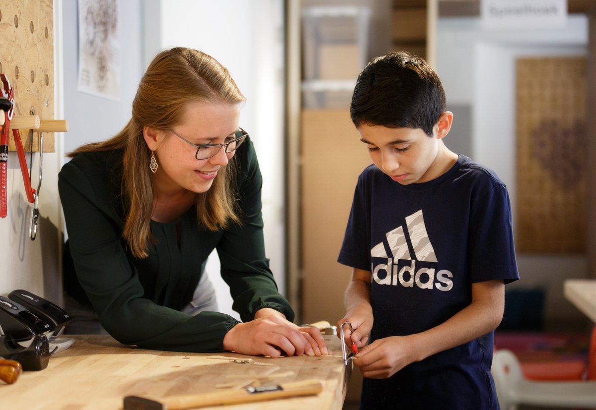 Ontdek de fascinerende doe-omgeving de MaakStudio van Rijksmuseum Boerhaave. Ga aan de slag met tandwielen en ontdek hoe leuk en leerzaam #tinkeren is! Tip: donderdagmiddag is de museumentree vanaf 15u gratis met een <a href="/verwonderpas/">Verwonder om de hoek</a>! Meer informatie en data rijksmuseumboerhaave.nl/te-zien-te-doe…