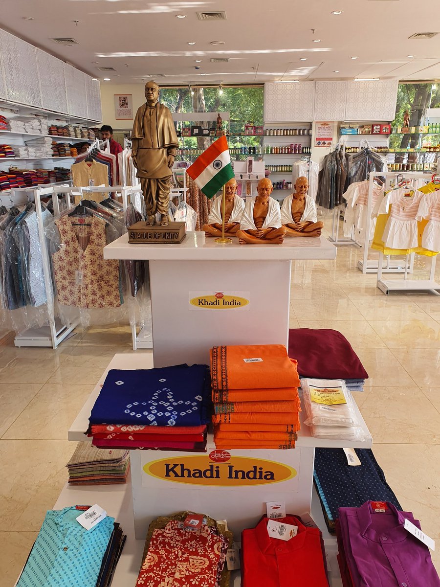 Anupam Kumar Pandey on Twitter: ""Modern Khadi India" outlet at Ekta Mall near the @souindia (Kevadia). An Architectural Marvel, World's tallest Statue of Sardar Patel has become a landmark Tourist Destination of