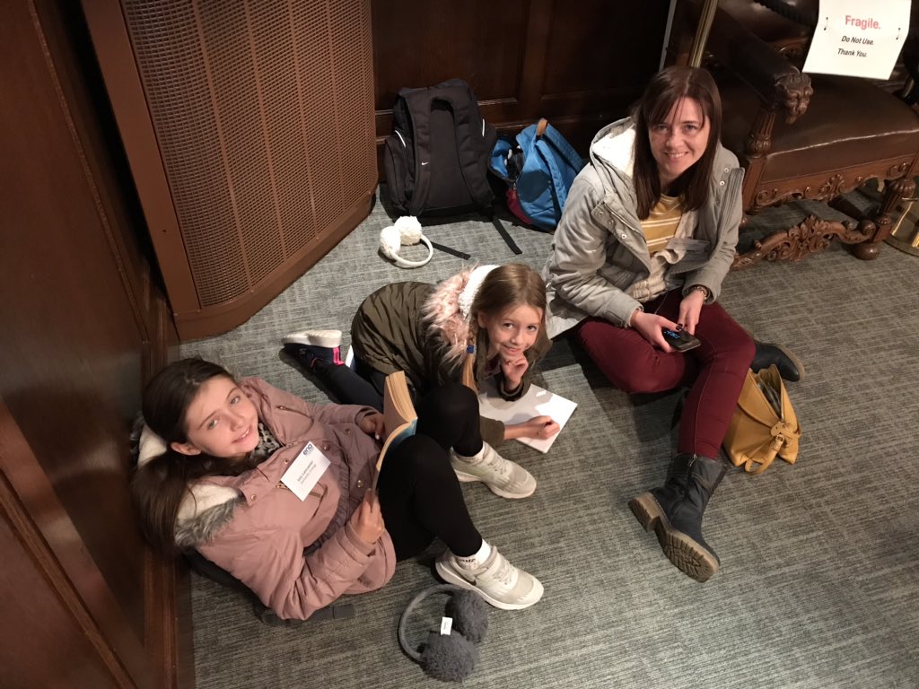 gasworksollie's tweet photo. #GasPathways launch with the family on holiday in #London 😬 #FutureConsumers #DomesticEnergy. Thanks for all the name tags @energynetworks 😁 https://t.co/ECQZK5NUvD