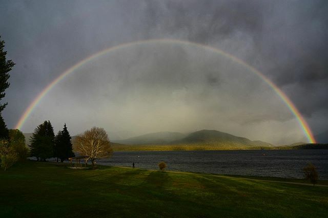 yannickenting's tweet photo. This morning was a beautiful one!🌈 #newzealand #roadtrip #wanderlust #adventure #teanau #laketeanau #rainbow #fullsize #potmetgoud #beautiful #mornings #naturephotography #nikond7200 #nikonphotography #lakeside #lovetheserainydays https://t.co/wm80eQKdTE