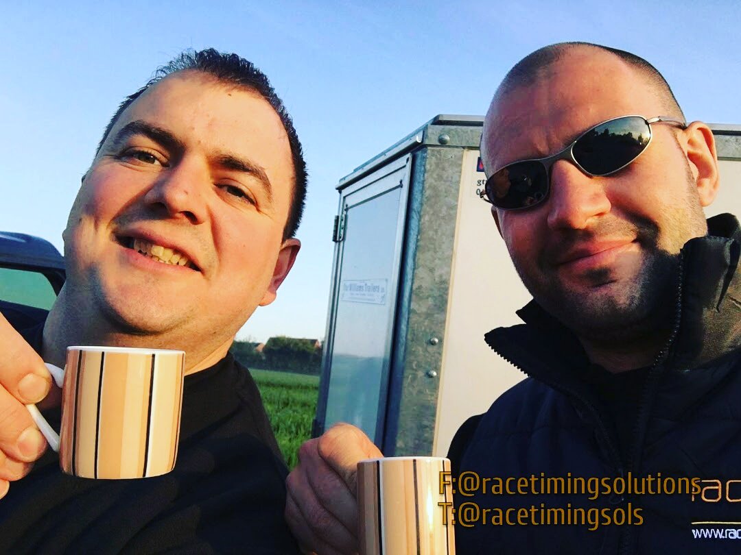 Goood morning, happy hump day everyone. Here's to a brilliant Wednesday!