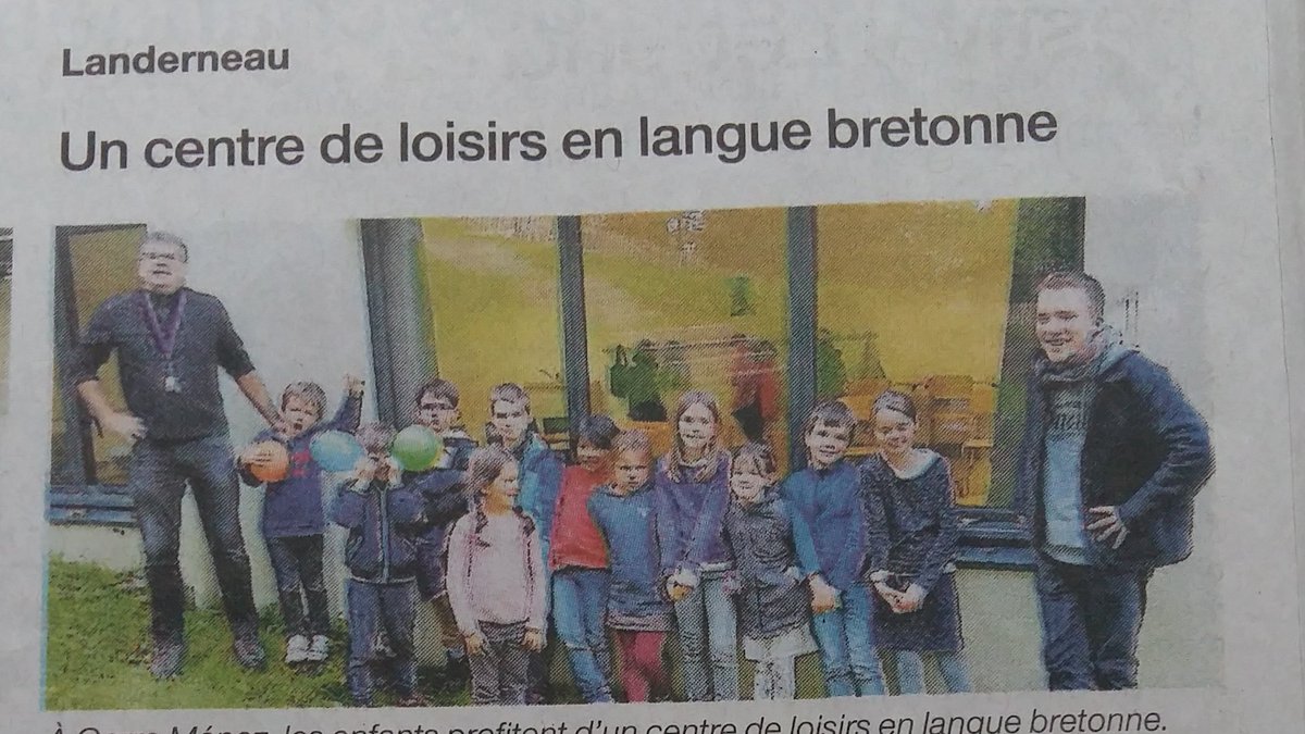 Plijadur er greizenn !
<a href="/Diwan/">Diwan</a> <a href="/DihunPlabenneg/">Dihun Plabenneg</a> <a href="/DivYezhBreizh/">Div Yezh Breizh</a> #brezhoneg