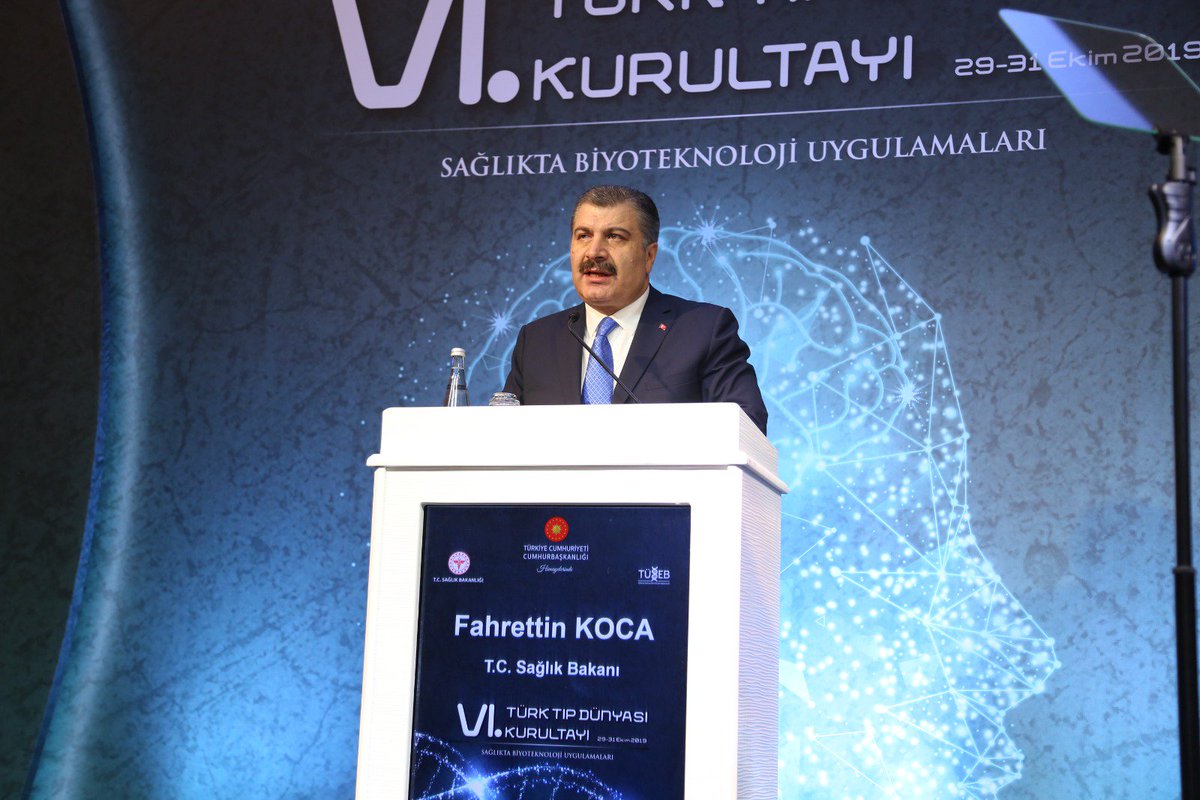 saglikbakanligi's tweet photo. Sağlık Bakanı Dr. Fahrettin Koca VI. Türk Tıp Dünyası Kurultayı’ndaki konuşmasında; tıbbi cihaz, biyomalzeme, tanı kiti, ilaç ve aşı alanlarında başlatılan iş birliği ve Ar-Ge projeleriyle ülke ekonomisine ve toplum sağlığına güçlü katkılar sağlanmasının hedeflendiğini belirtti. https://t.co/tXmtGZKdUv
