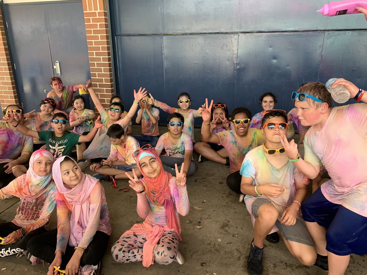 We had an amazing colour blast event <a href="/VillawoodEastPS/">Villawood East</a> today. We were in ⚪️ but the colour quickly 🌈 arrived.