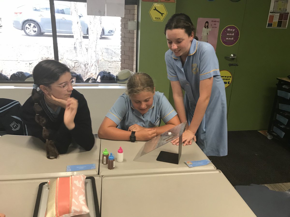 EarthScienceWA's tweet photo. This afternoon we had the pleasure of working with the very curious Year 6 students at Iona Presentation College. The girls had so many wonderful questions on our topic of volcanoes and lava viscosity 🤓🌋#staycurious #eswarocks https://t.co/YRkvUM9PEP