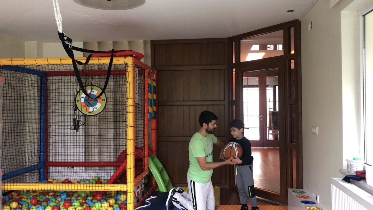 OtizmB's tweet photo. Çalısmalarımız devam ediyor 😊 #otizm #autism #spor #sporeğitimi #hareketeğitimi #başakşehir #birebireğitim #özeleğitim #özelçocuklar #ygb #yaygıngelişimselbozukluk #rettsendromu #aspergersendromu #mentalretardasyon #bep #yaşamkoçu #yaşamliderliği #otizmeylemplanı https://t.co/16aLr86Ucj