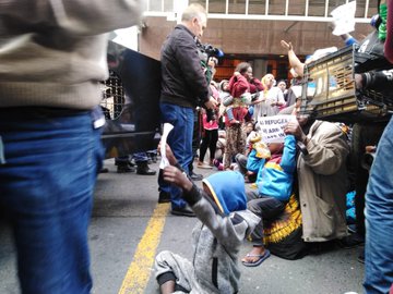 View image on Twitter