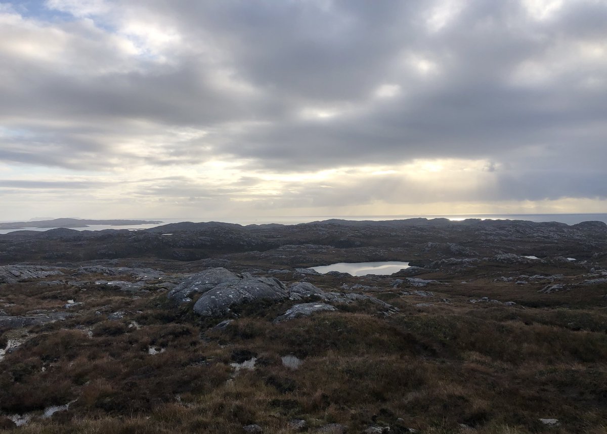 The weather is as unpredictable as July but winter woolies will have you enjoying spectacular scenery and skylines. Thig a cheilidh. Cordaidh e ribh <a href="/VisitScotland/">VisitScotland</a> #Gaidhlig (For the purposes of an example - here is a bog standard pic) 😍