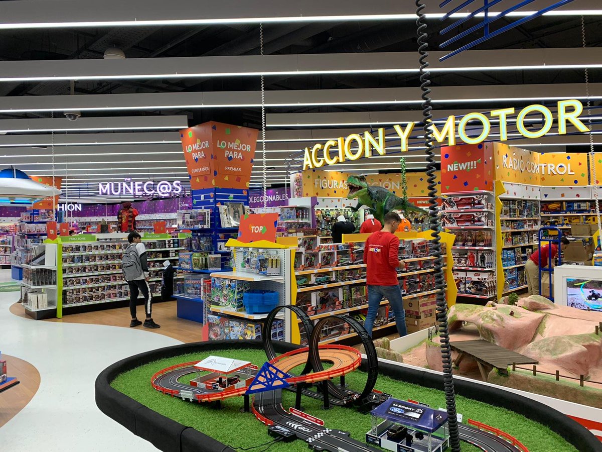 ¡#ToysRUr  abrió sus puertas en Nueva Condomina! ¿Todavía no te has pasado a verla con los más peques? ¡Te esperamos! 🙌🤩🎉
👉 bit.ly/Toysrus_NC