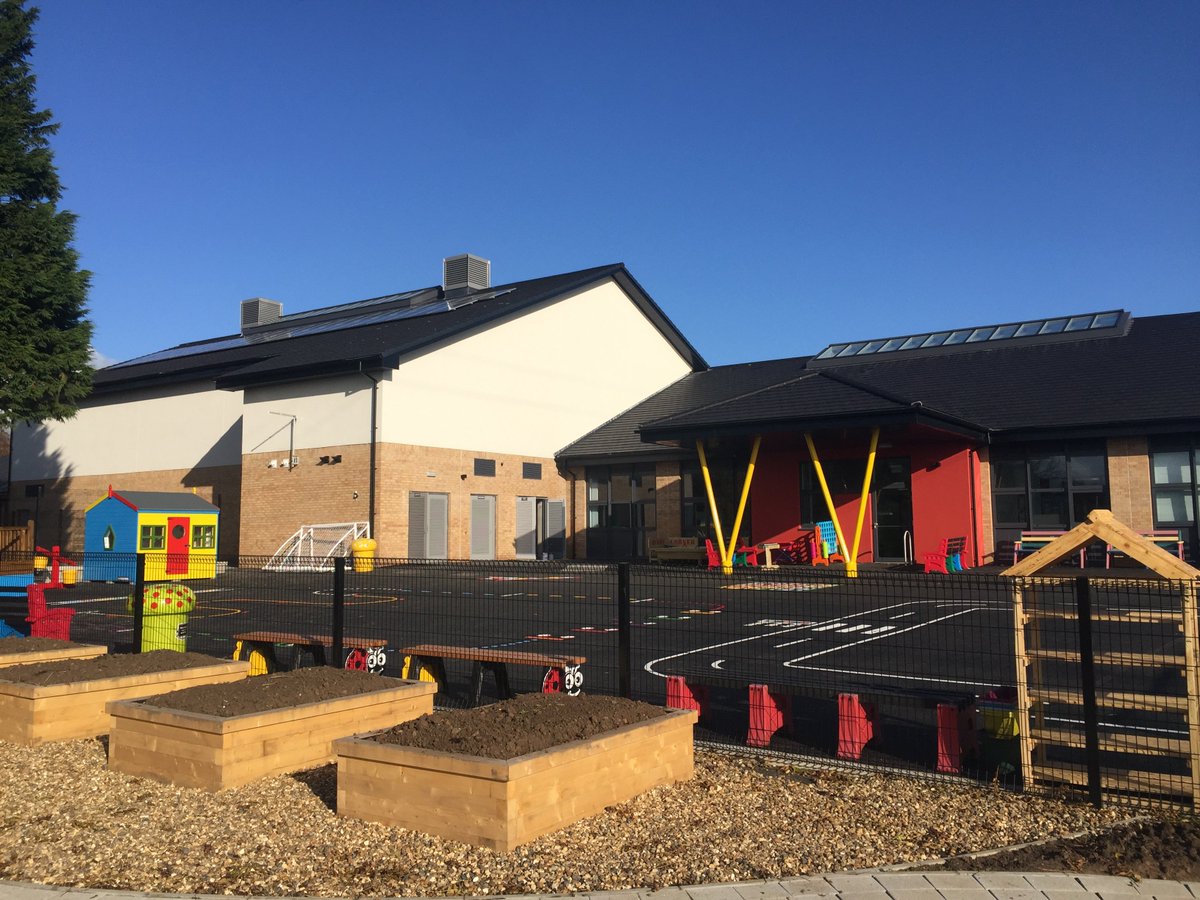 GlasgivenC's tweet photo. Today marks the official opening of our recently completed Woodburn Primary School in Carrickfergus. 

Glasgiven Contracts successfully delivered this 7 Class Base Design and Build Primary School providing a state-of-the-art educational facility for the local community. https://t.co/3442FzVnX8