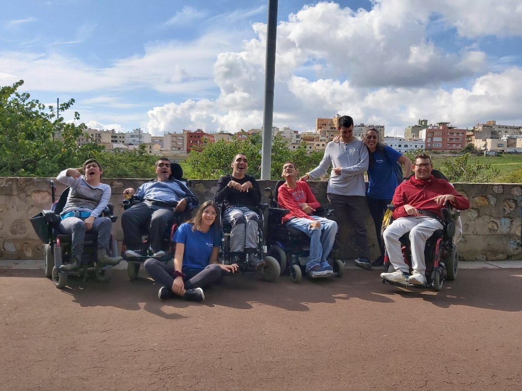 lrcaspace's tweet photo. 🎤🎤Entrevistas a pie de calle en el Parc de Sa Riera para dar visibilidad a la parálisis cerebral y conocer qué sabe la gente sobre el tema.

📱No os perdáis nuestras 'stories' para saber más. https://t.co/6FaFwG00QO