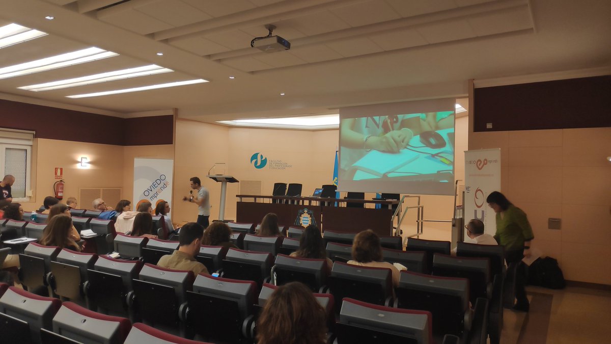 Oviedo Emprende tweet media