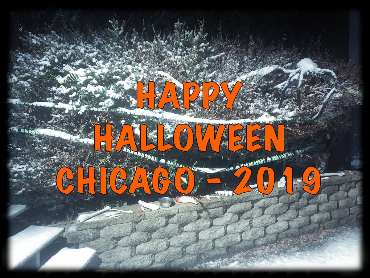 Are we having fun yet Chicago? #HappyHalloween #halloween2019 #Chicago #snowlloween