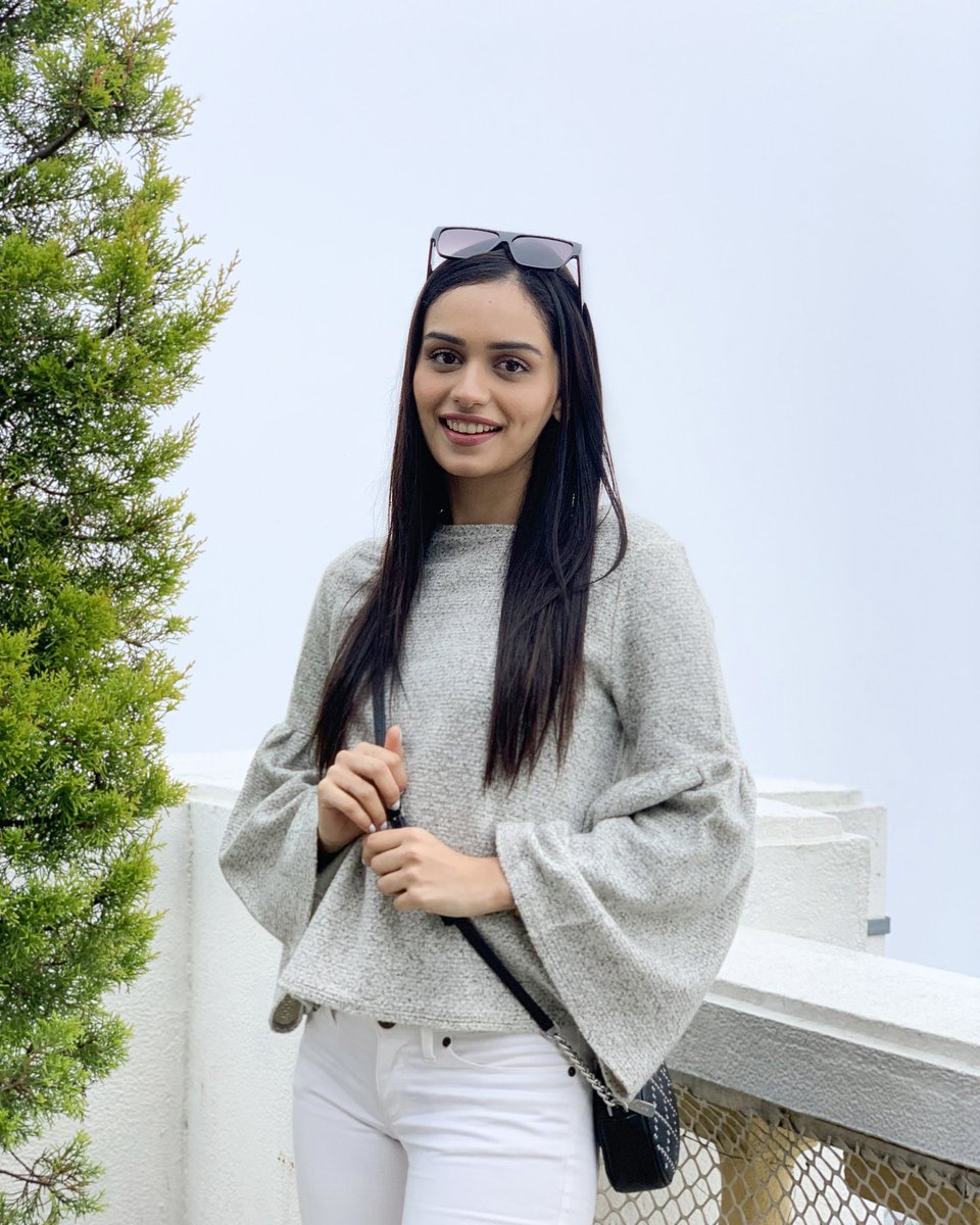 ManushiChhillar's tweet photo. 🌸🌸 https://t.co/eneC6UKJhM