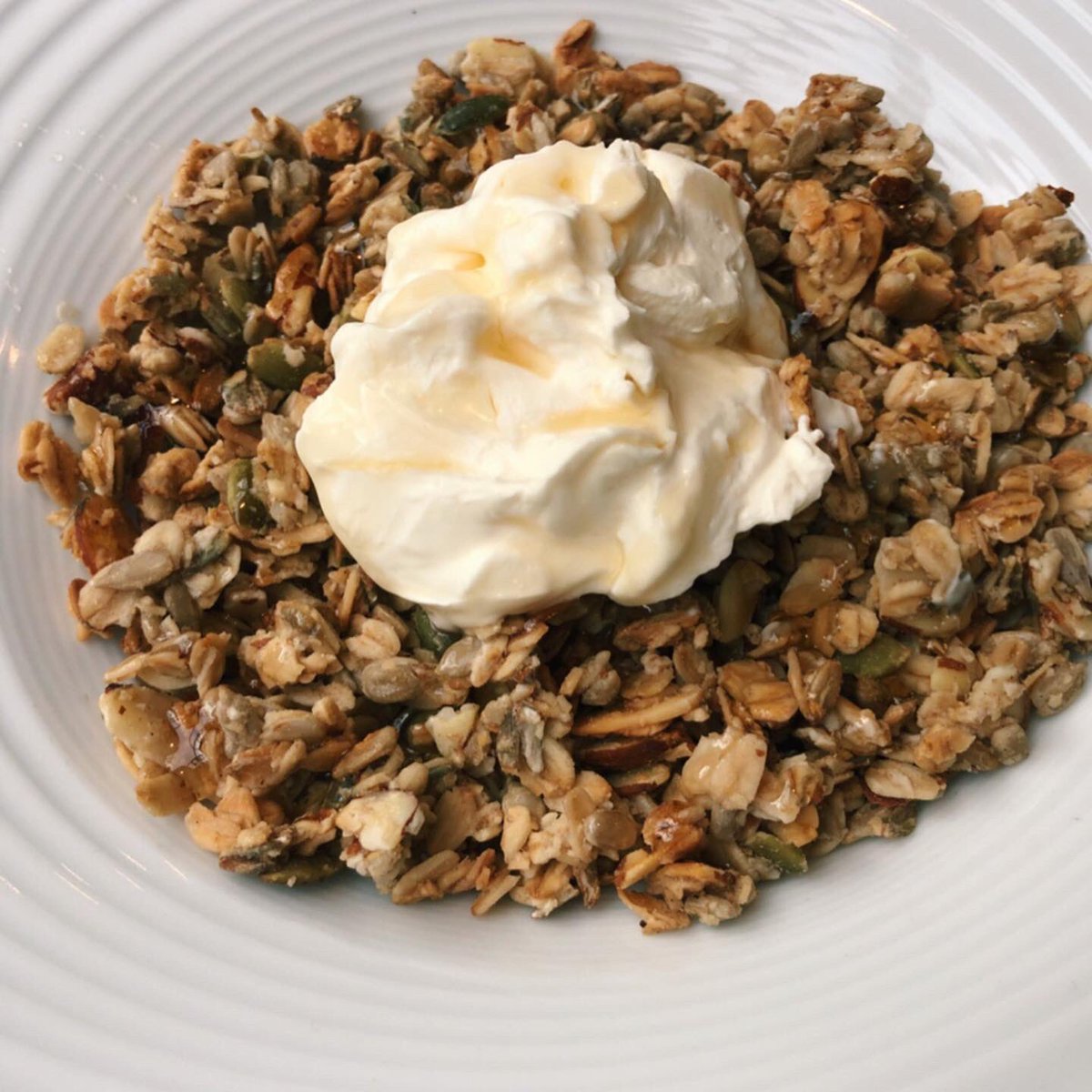 Start your day right with one of our delicious granola bowls- made with <a href="/dorsetcereals/">dorset cereals</a> granola and served with honey and crème fraîche 🐝🌸