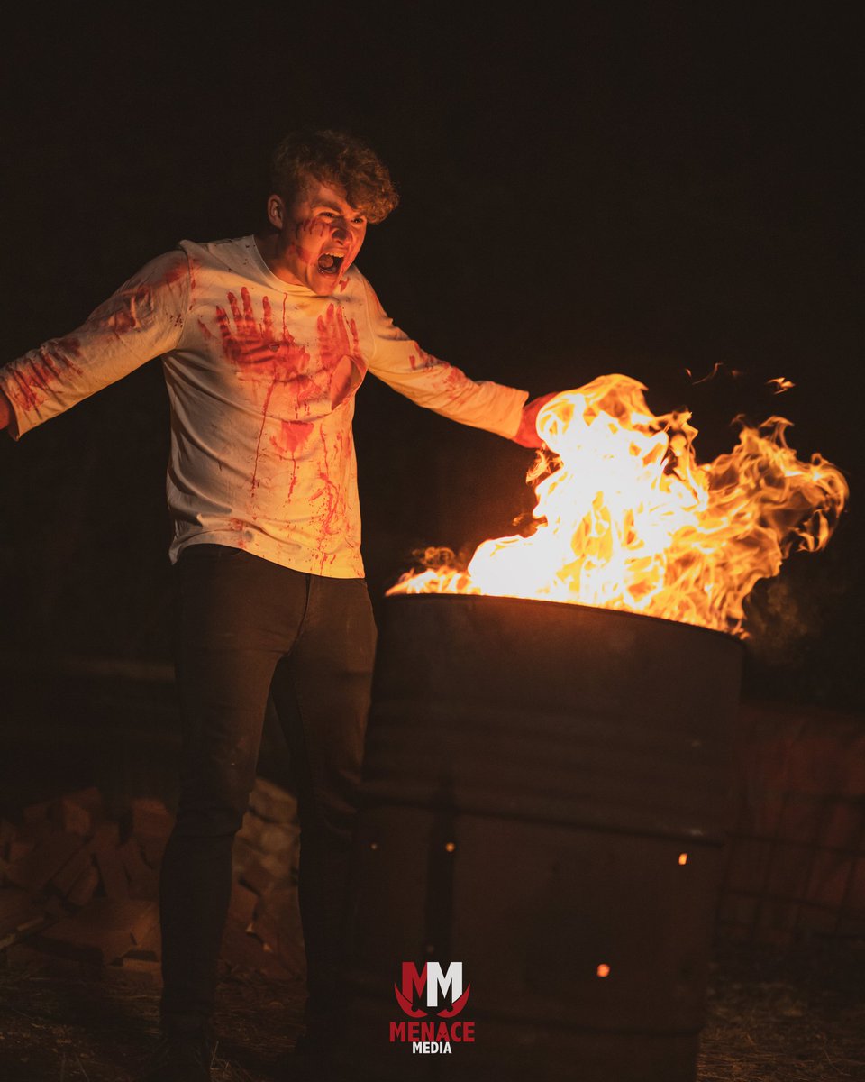 MenaceMediaLTD's tweet photo. #BehindTheScenes 🔥 from the 'Dr Jekyll Mr Hyde' music video we created for @elldotms @maxaluko. If you haven't seen the video go watch it! 🎬 https://t.co/nuIZ9iyK3V