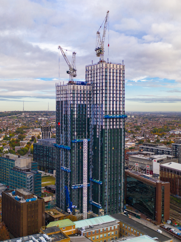 BlackstockPR's tweet photo. Last week, @tideconstruct and @visionmodular installed the last module at their 101 George Street project in #Croydon, marking the completion of the world's tallest residential #modular building. Read all about on @ShowHouse_ https://t.co/q3BZeJY3KE https://t.co/W7KA1X2NaY