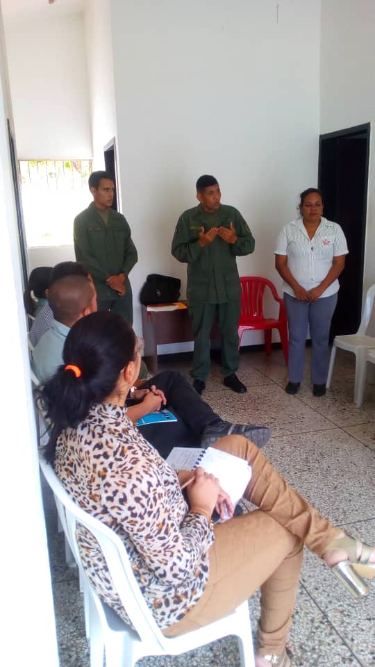 IncesMilitarNva's tweet photo. #inicioyfindecurso Inces Militar Nueva Esparta Inicio y Culmino Curso de Comunicacion en la Empresa en la Contraloria de Antolin. @IncesMilitarNva @Incesmilitarccs #prevenir_Formando https://t.co/a98NYpZOez