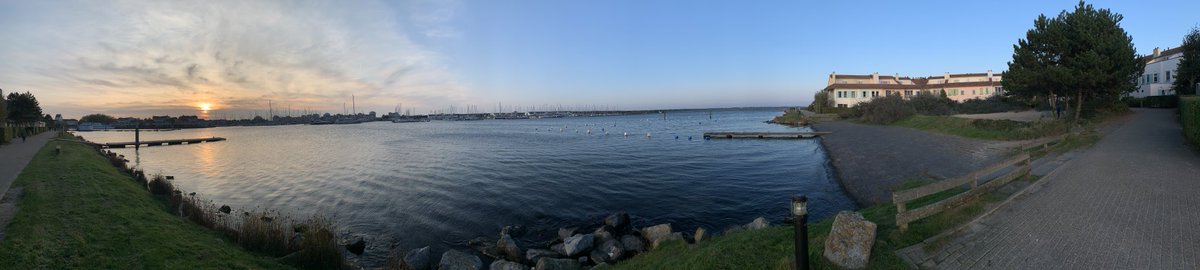 tomcolmant's tweet photo. Vue du soir #Zelande @centerparcsbe https://t.co/wFdGuUWxMJ