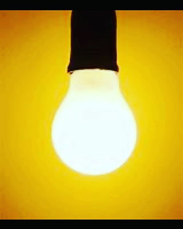 llbake's tweet photo. Yippee! Power💡was restored around 2am this morning. ⚡️First step will be repurchasing all ingredients and then firing up the ovens. Thank you for your patience and understanding. We are all in this together. It doesn’t matter if you are a Californian or not, thank a firefigh… https://t.co/TKS94qECd3